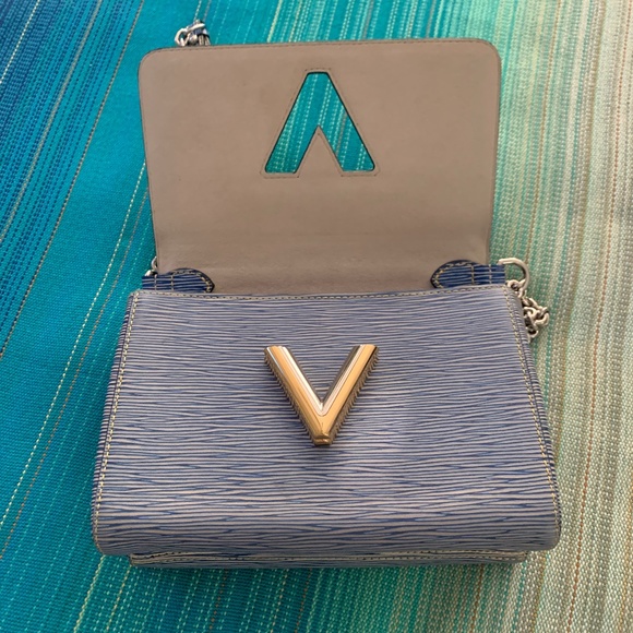 Louis Vuitton  Epi Twist MM Denim Light - Picture 2 of 7